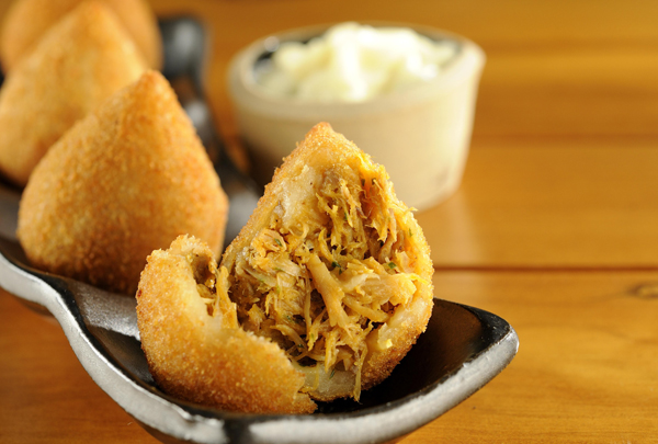 Receita de Coxinha de Frango Deliciosa Receita de Coxinha de Frango Deliciosa