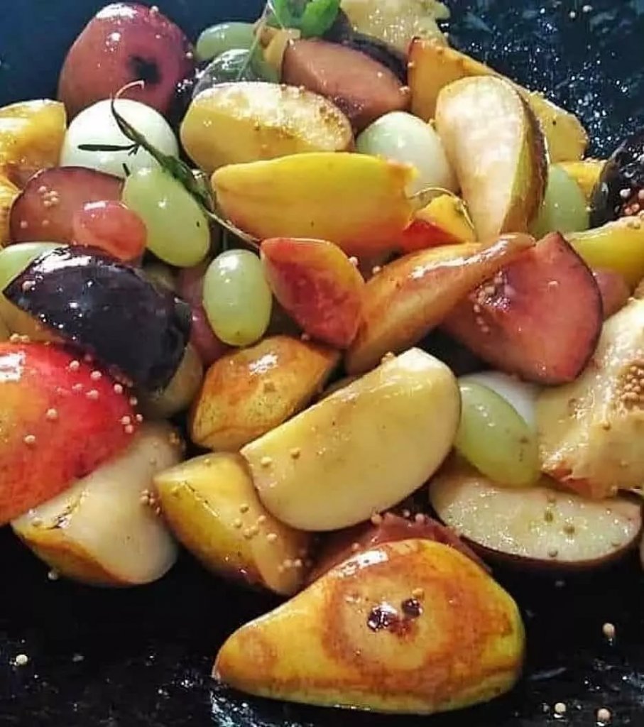 Receitas Especiais Ano Novo Frutas no mel 907x1024 - Receitas Especiais Ano Novo