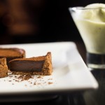 Torta Mousse de Chocolate 150x150 - Mousse de cachaça com calda de rapadura