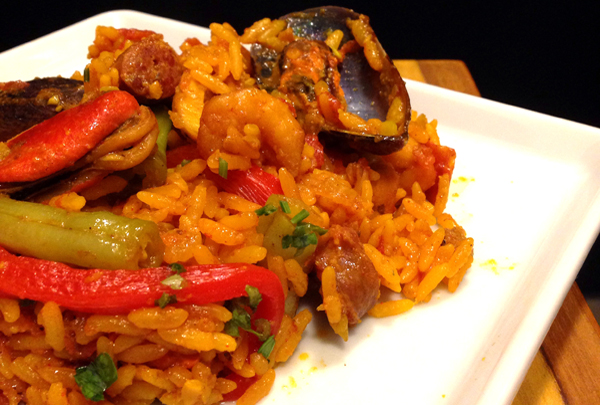 Paella Valenciana Home - Delivery online