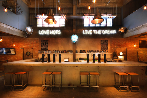 Ambiente Brewdog2 rogerio voltan 2014 home - BrewDog Bar