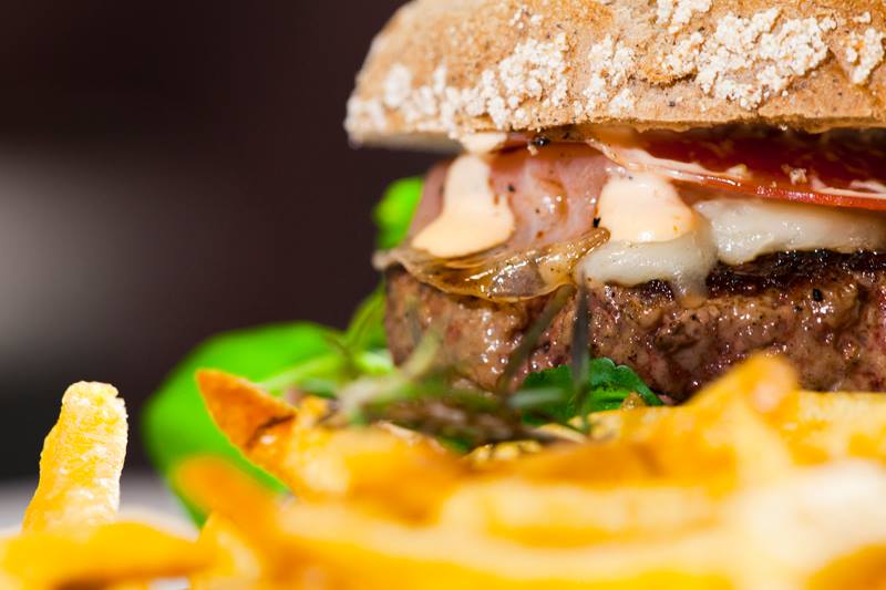 Onde comer bem e barato no Porto Real Hamburgueria - Onde comer bem e barato no Porto