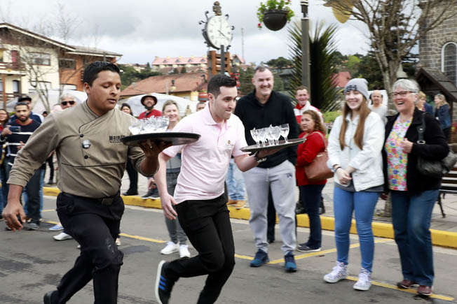 Festival de Cultura e Gastronomia de Gramado Corrida de Garçons - Festival de Cultura e Gastronomia de Gramado