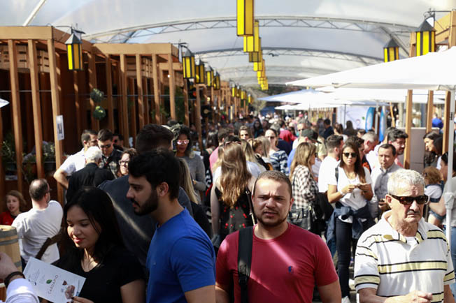 Festival de Cultura e Gastronomia de Gramado Comida de Rua Publico - Festival de Cultura e Gastronomia de Gramado