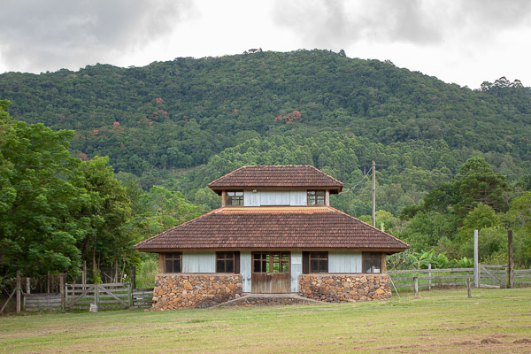 Mona Casa Sementeira - Monã