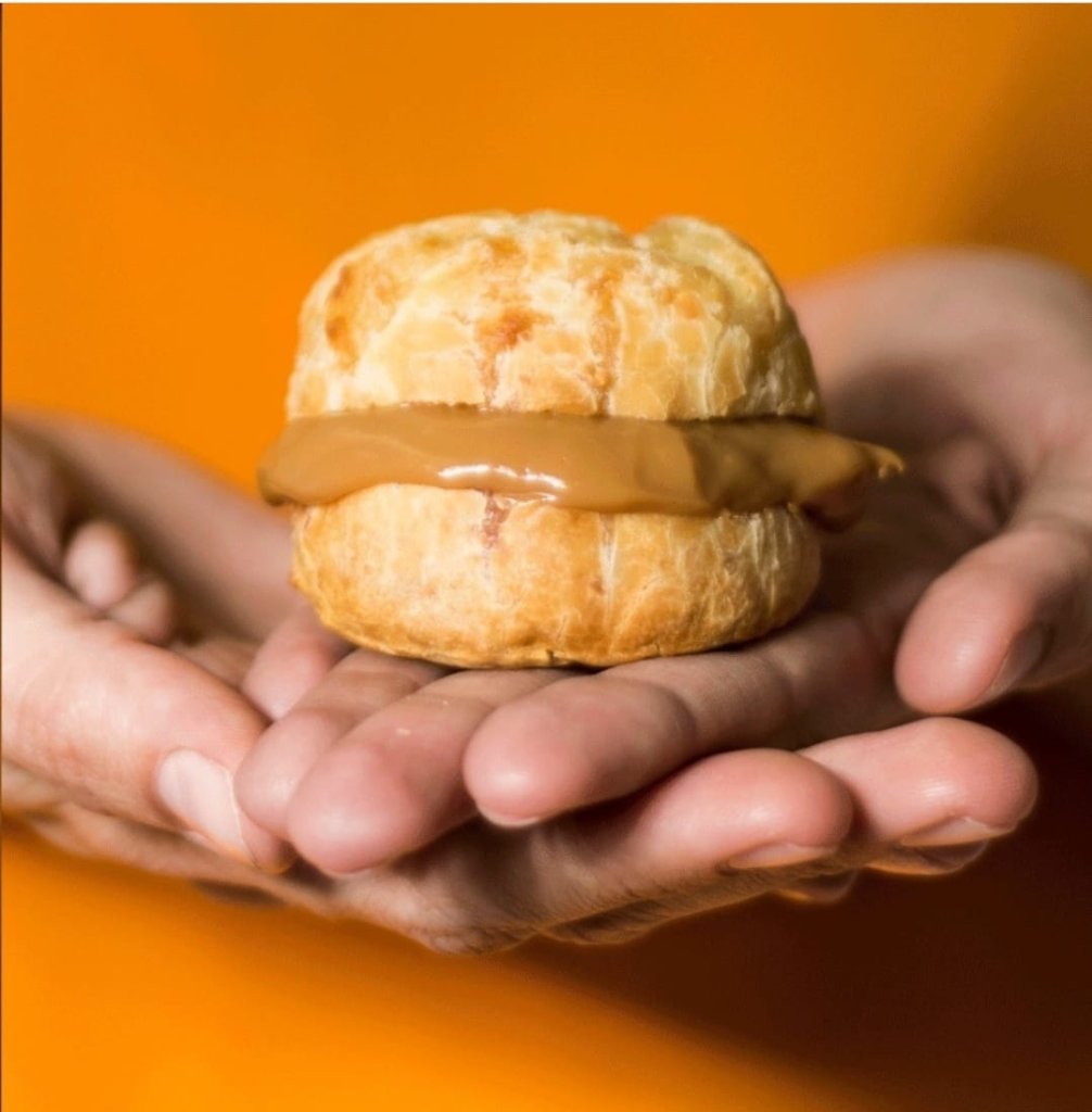 NUU Alimentos _Pão de Queijo com Doce de Leite