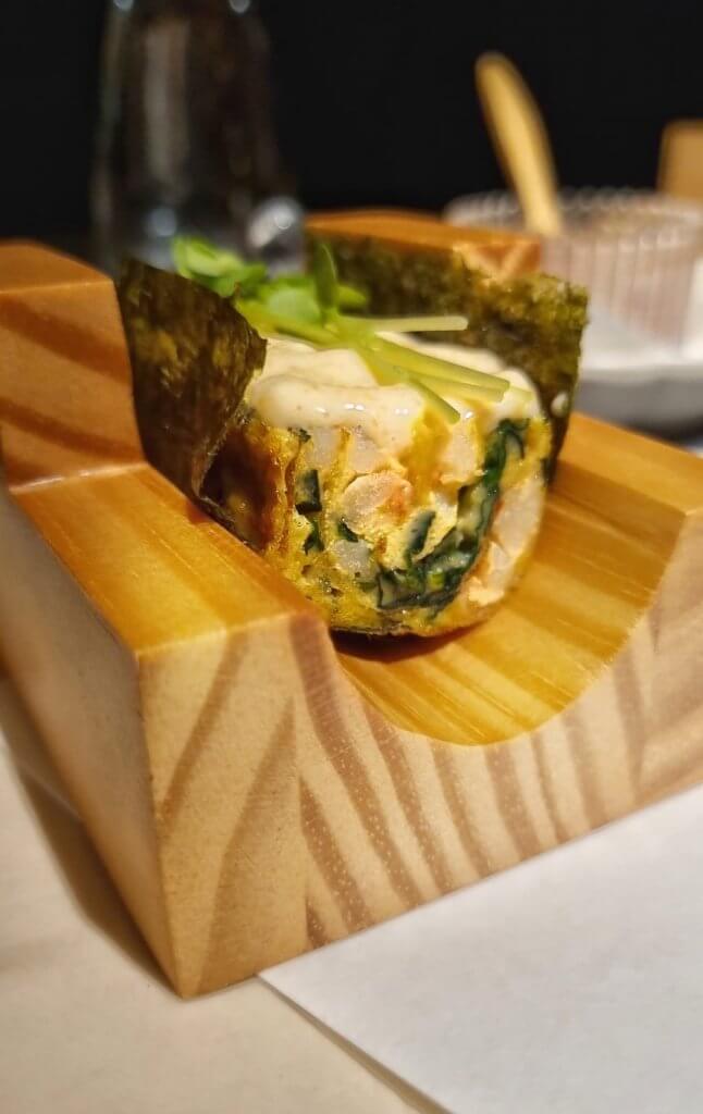 Kotori _Omelete de camarão com nori