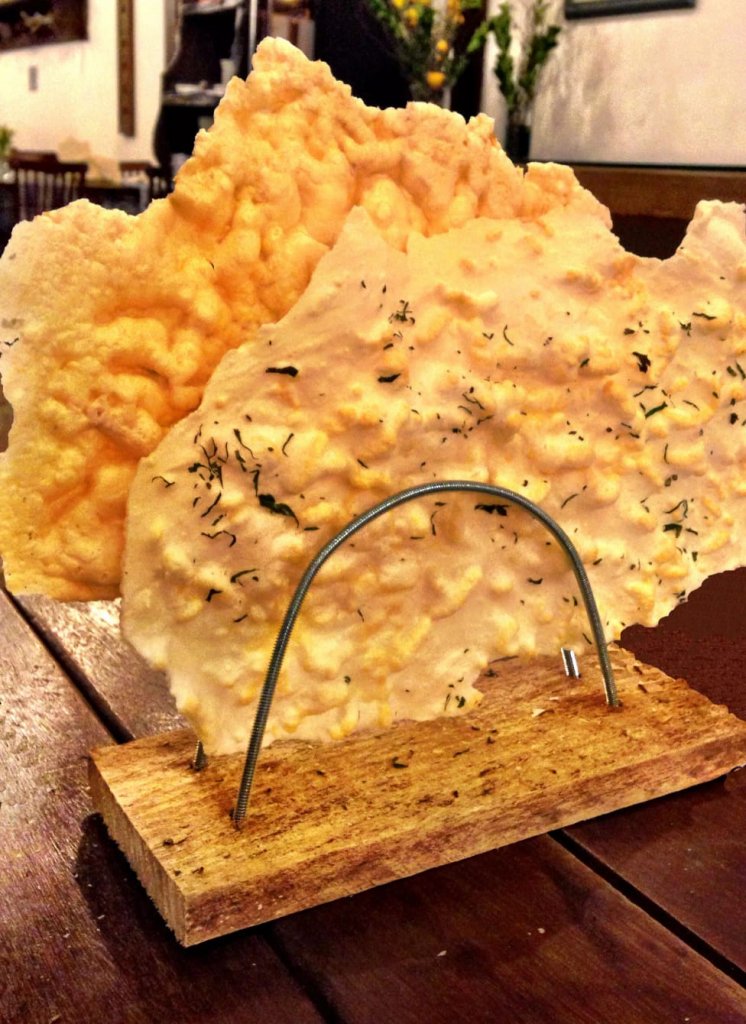 Receitas de Entradas e Petiscos Lascas de Polvilho 746x1024 - Receitas de Entradas e Petiscos