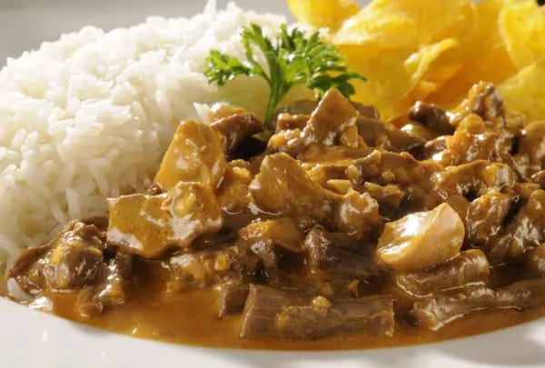 Receitas e Dicas para Preparar Carne Receita de Estrogonofe de carne - Receitas e Dicas para Preparar Carne